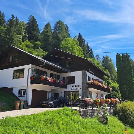 Bed & Breakfast Gaestehaus Kaiserblick 3*