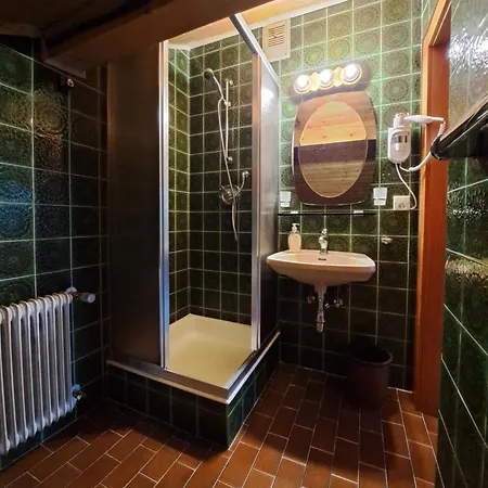 Gaestehaus Kaiserblick Bed & Breakfast 3*