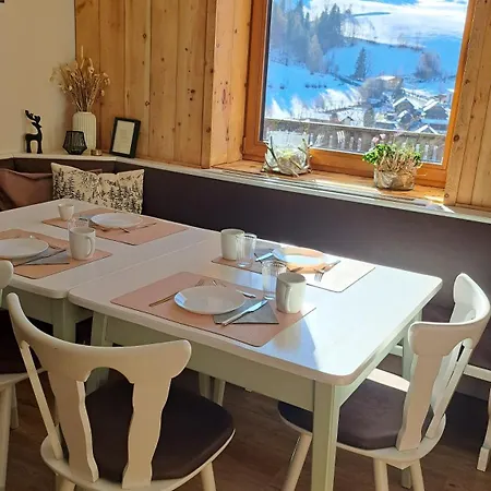 Gaestehaus Kaiserblick Bed & Breakfast