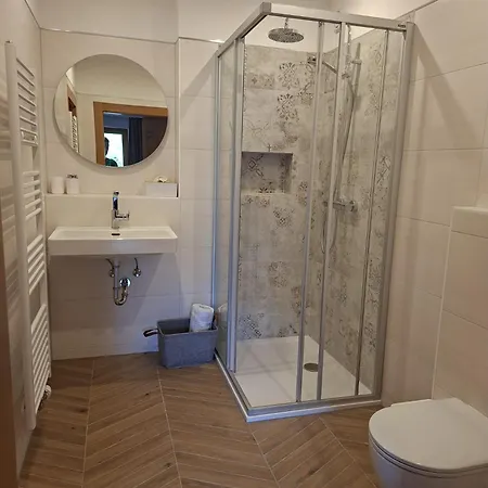 Gaestehaus Kaiserblick Bed & Breakfast